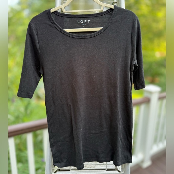 LOFT Tops - LOFT Black Short Sleeve Tee